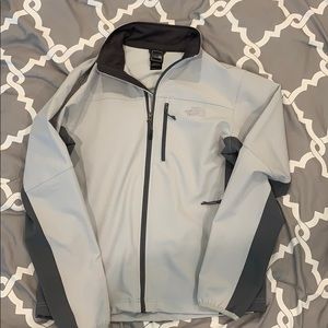 Men’s North Face jacket